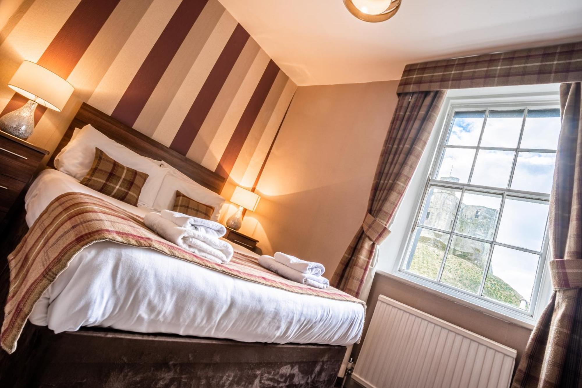 The Sun Hotel Warkworth Room photo